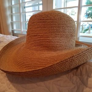 HELEN KAMINSKI HAT